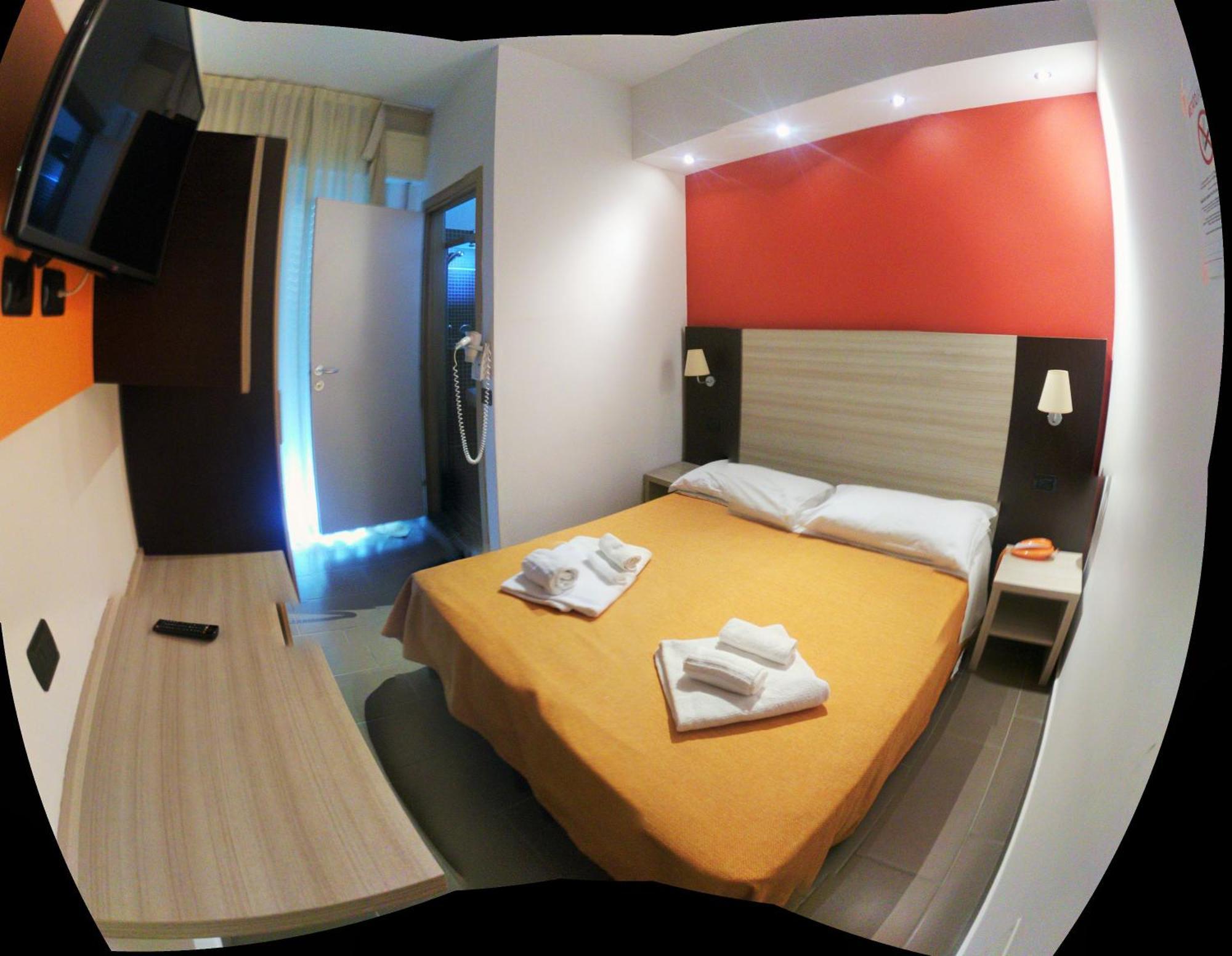 Hotel Aurora Mare Rimini Camera foto